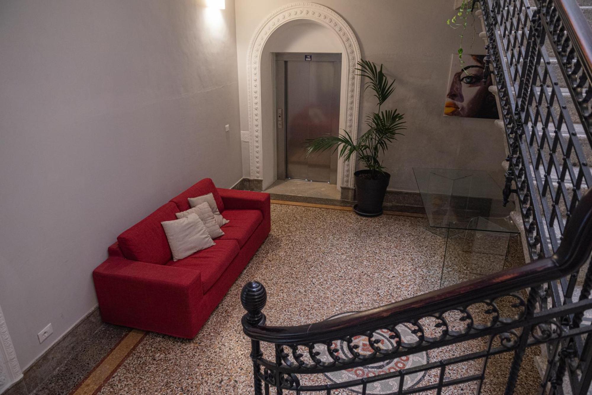 Historico Loft & Palazzo Adragna Xix Apartahotel 3*