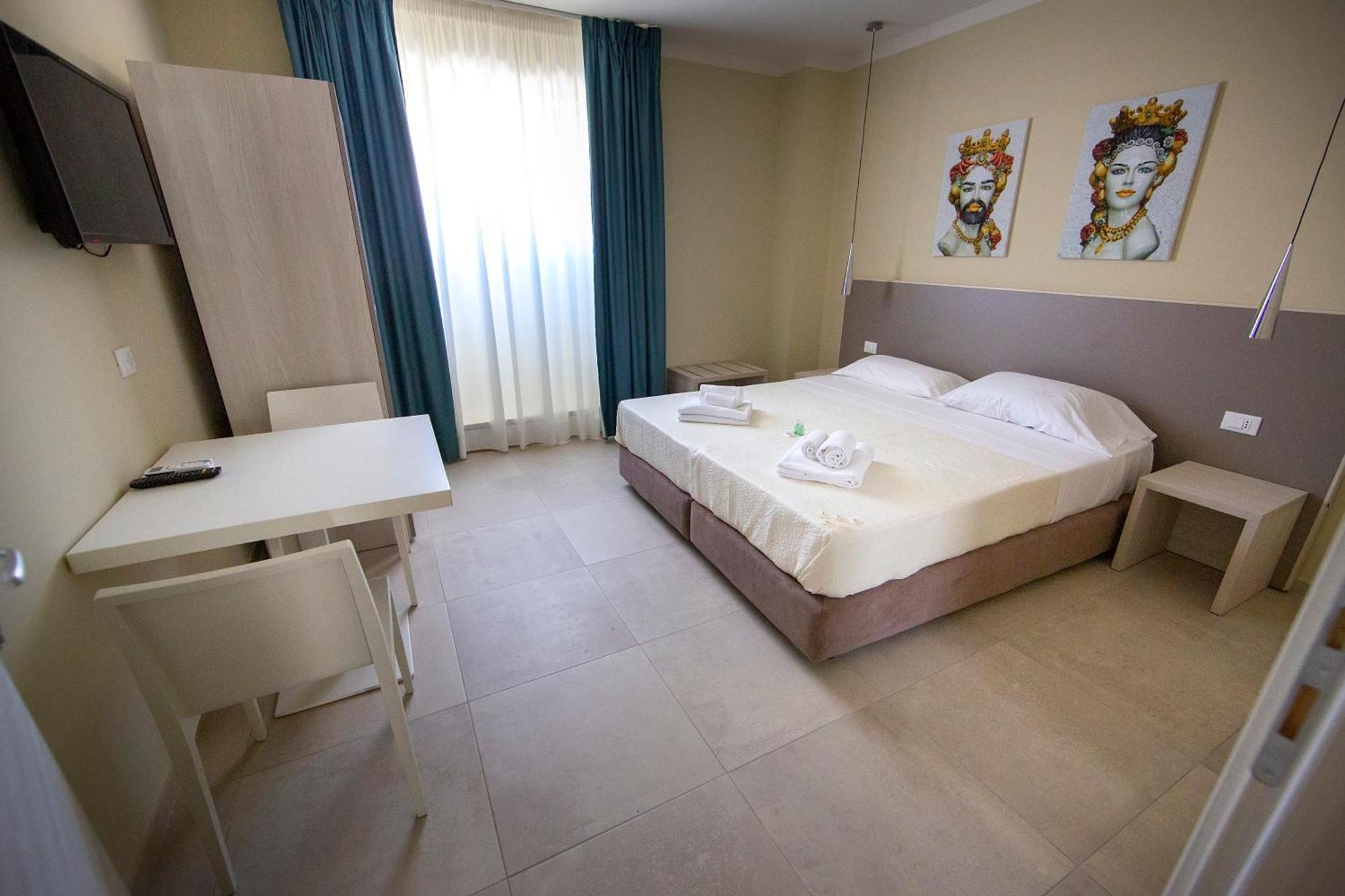 Historico Loft & Palazzo Adragna Xix Apartahotel Trapani
