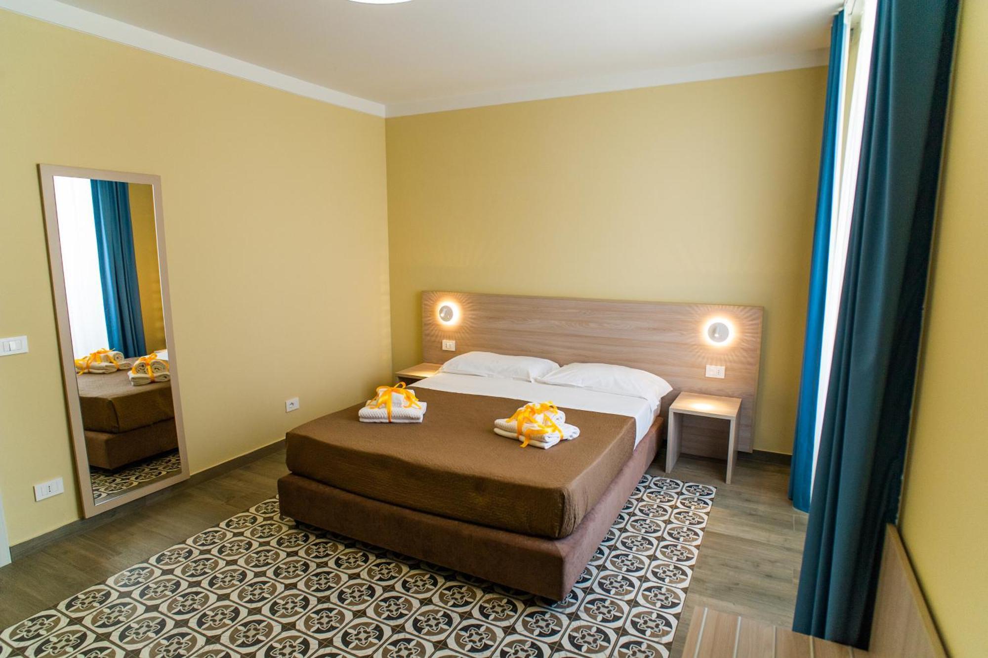 Historico Loft & Palazzo Adragna Xix Apartahotel 3*