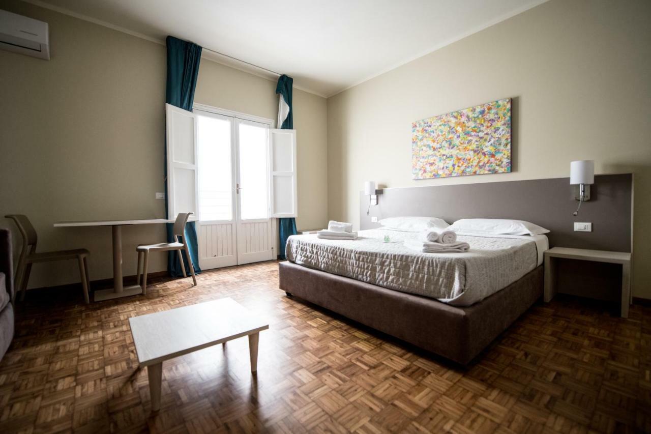 Historico Loft & Palazzo Adragna Xix Aparthotel 3*