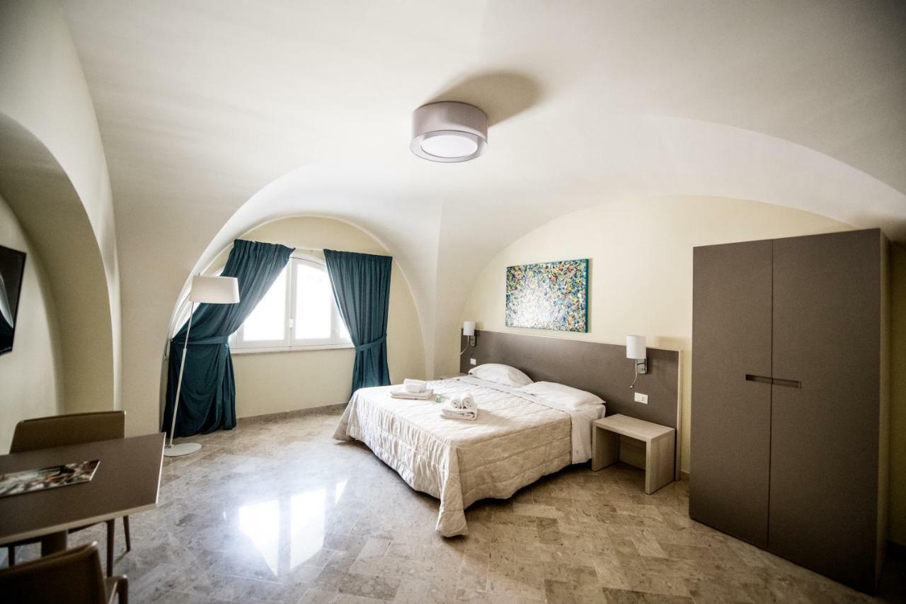 Historico Loft & Palazzo Adragna Xix Apartahotel 3*